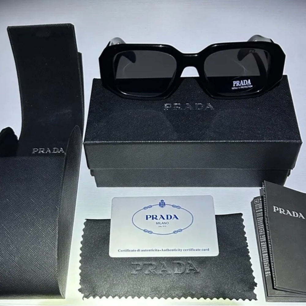 new prada glasses, never worn before